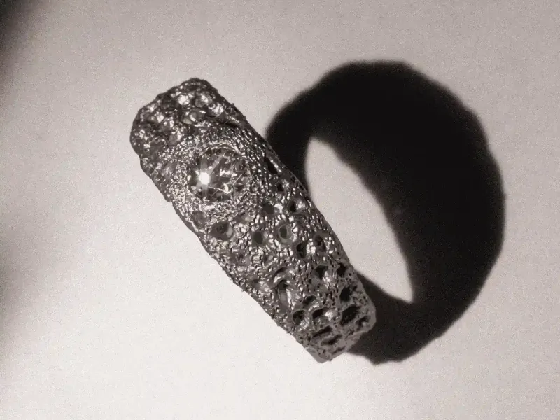 Anello in platino fatto a mano